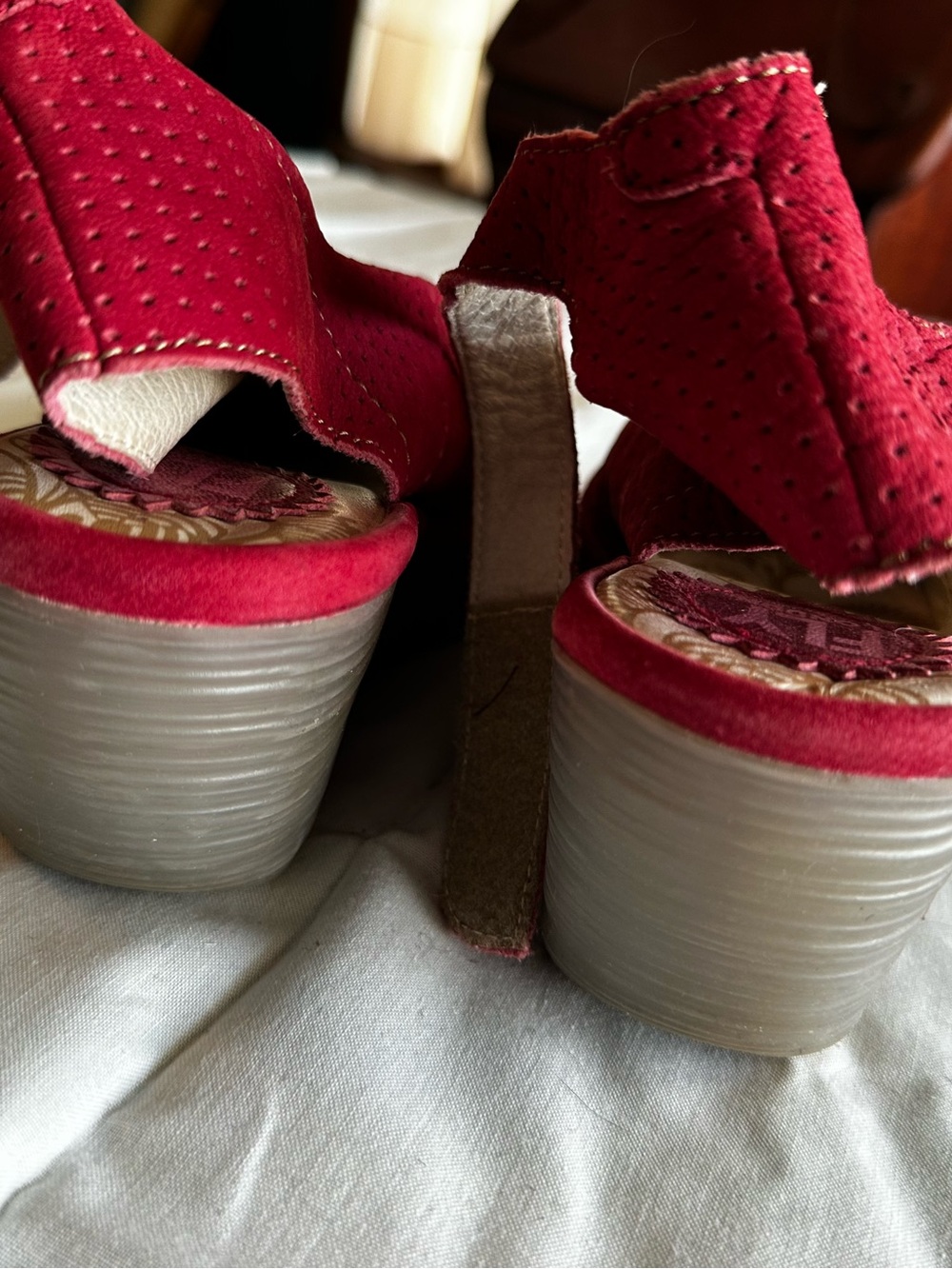 Women's Red Fly London Sandals - Picture 6 of 6